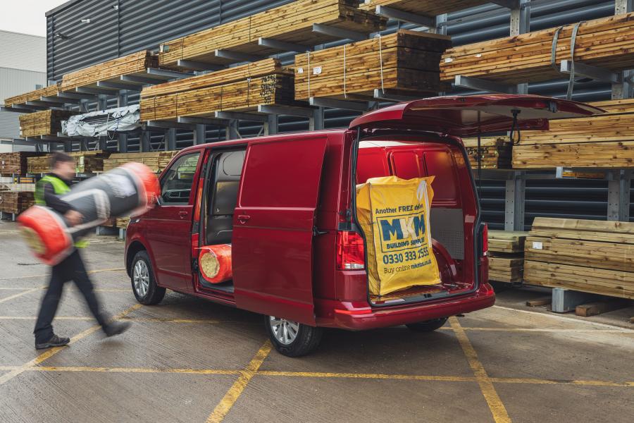  Volkswagen Transporter Van (T6.1) 2020 года  (UK) (фото 15 из 32)